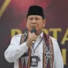 Tom Lembong Dapat Abolisi, Hasto Kristiyanto Terima Amnesti Presiden!