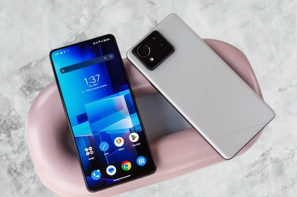 10 HP dengan Kamera Kualitas DSLR Terbaik Tahun 2025