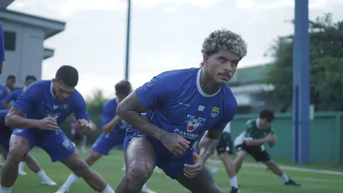 Liga Indonesia Tekan Jumlah Pemain Asing, Persib Siap Tempur JABAR EKSPRES – Menjelang bergulirnya musim 2025