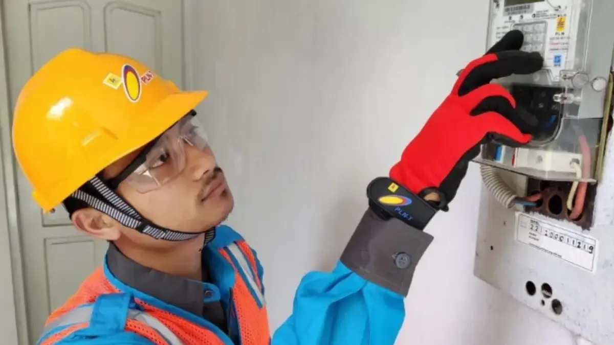 PLN kembali menggelar promo diskon listrik hingga 50 persen.