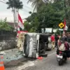 Kecelakaan dua truk di Jalan Ence Sumarna Direja, Kecamatan Bogor Selatan, Kota Bogor pada Rabu (6/8/2025) sek