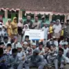 Penyaluran Program Beasiswa Pelajar Nasional 2025 dari BRI untuk siswa-siswi SDN Kebon Kai Girang, Sukabumi. (