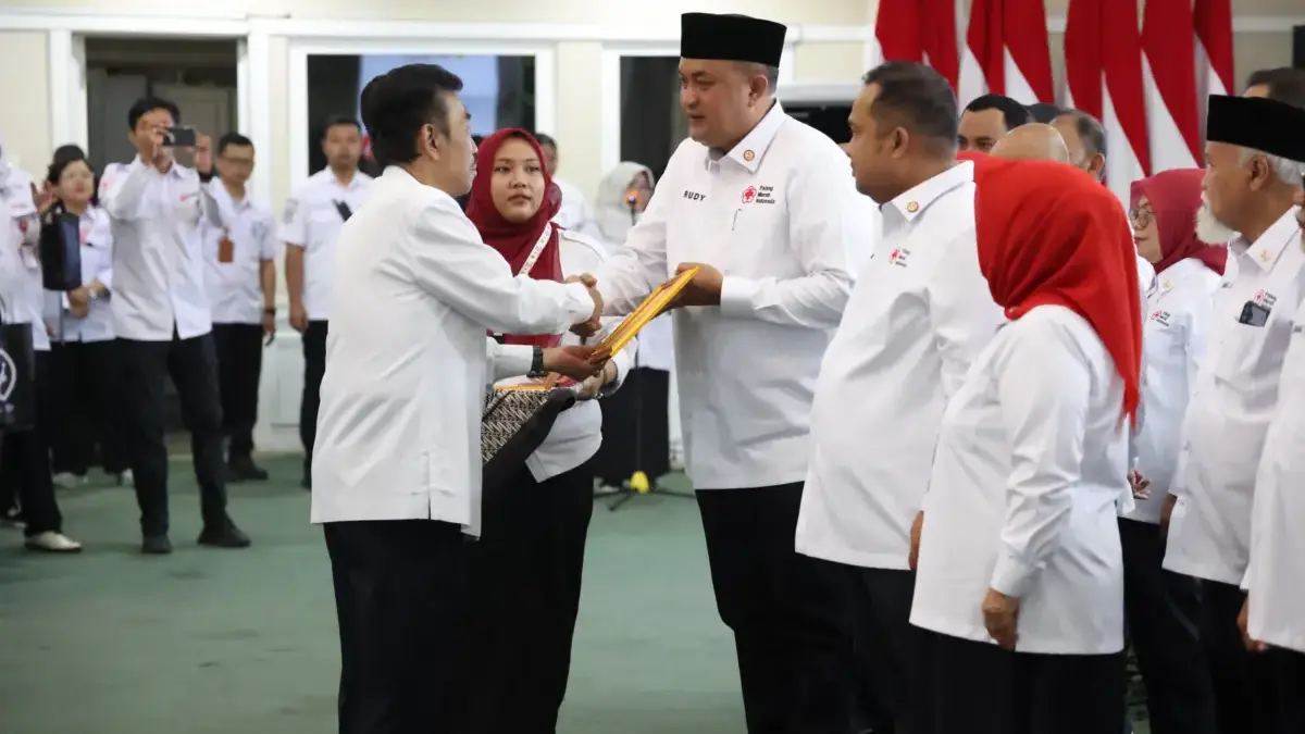 Bupati Bogor Rudy Susmanto secara resmi melantik Dewan Kehormatan dan pengurus PMI Kabupaten Bogor periode 202
