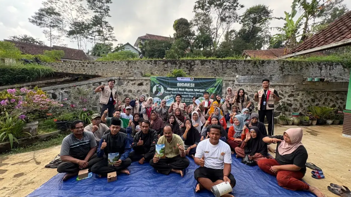 KKN Universitas Bhakti Kencana Wujudkan BIOAKSI di Desa Mekarwangi