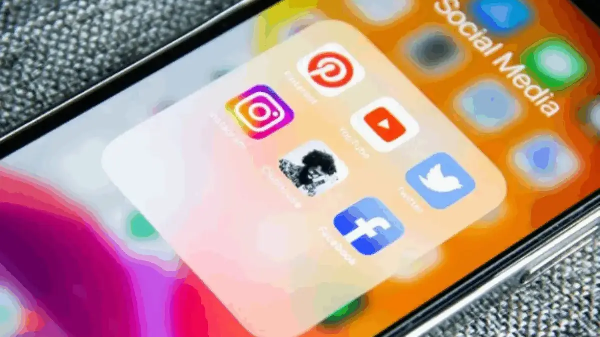 10 Aplikasi Paling Boros Kuota, Bikin Internet Cepat Habis 10 Aplikasi Paling Boros Kuota, Bikin Internet Cepat Habis