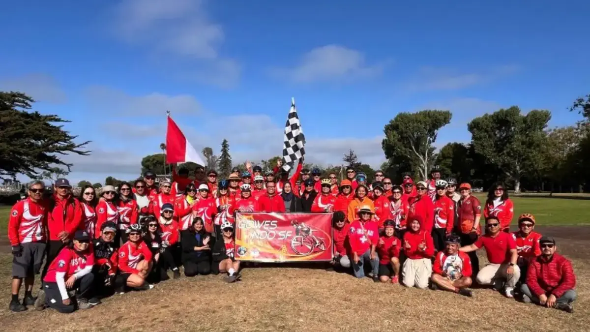 Gowes Merdeka di San Francisco Meriahkan Perayaan 80 Tahun Kemerdekaan RI Gowes Merdeka di San Francisco Meriahkan Perayaan 80 Tahun Kemerdekaan RI