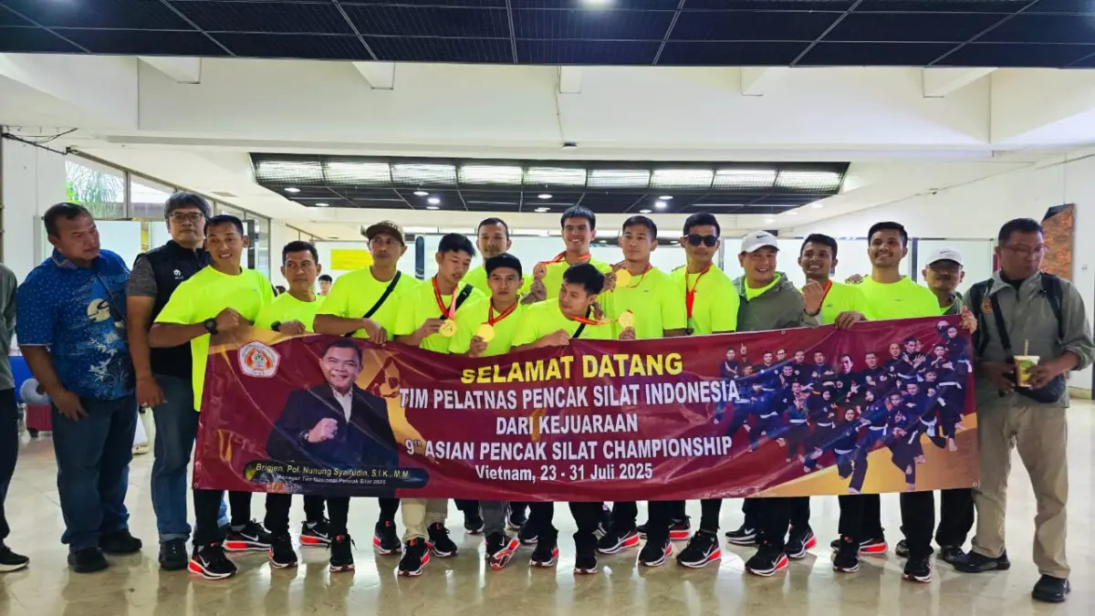 Brigjen Pol. Nunung Syaifuddin Sambut Hangat Kedatangan Timnas Pencak Silat Usai Torehkan Prestasi di Vietnam