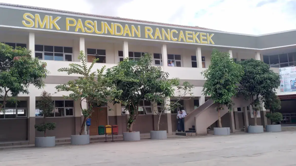 SMK Pasundan Rancaekek Berikan Hak Penuh Siswa, Orangtua: Anak Tetap Sekolah Meski Ada Tunggakan SMK Pasundan Rancaekek Berikan Hak Penuh Siswa, Orangtua: Anak Tetap Sekolah Meski Ada Tunggakan