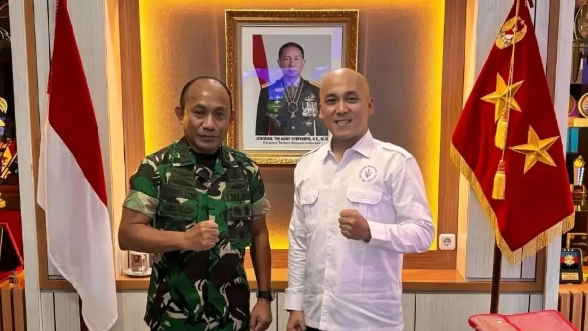 Ucapan Selamat Martasandy Group atas Amanah Baru Letjen TNI Gabriel Lema di Kementerian Pertahanan Letjen TNI Gabriel Lema (Kiri), CEO Martasandy Group, Billy Martasandy (Kanan)