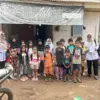 Perlengkapan Rusak hingga Terbawa Arus, Kecamatan Rancabungur Berikan Bantuan pada 29 Siswa SDN Pasirgaok 06