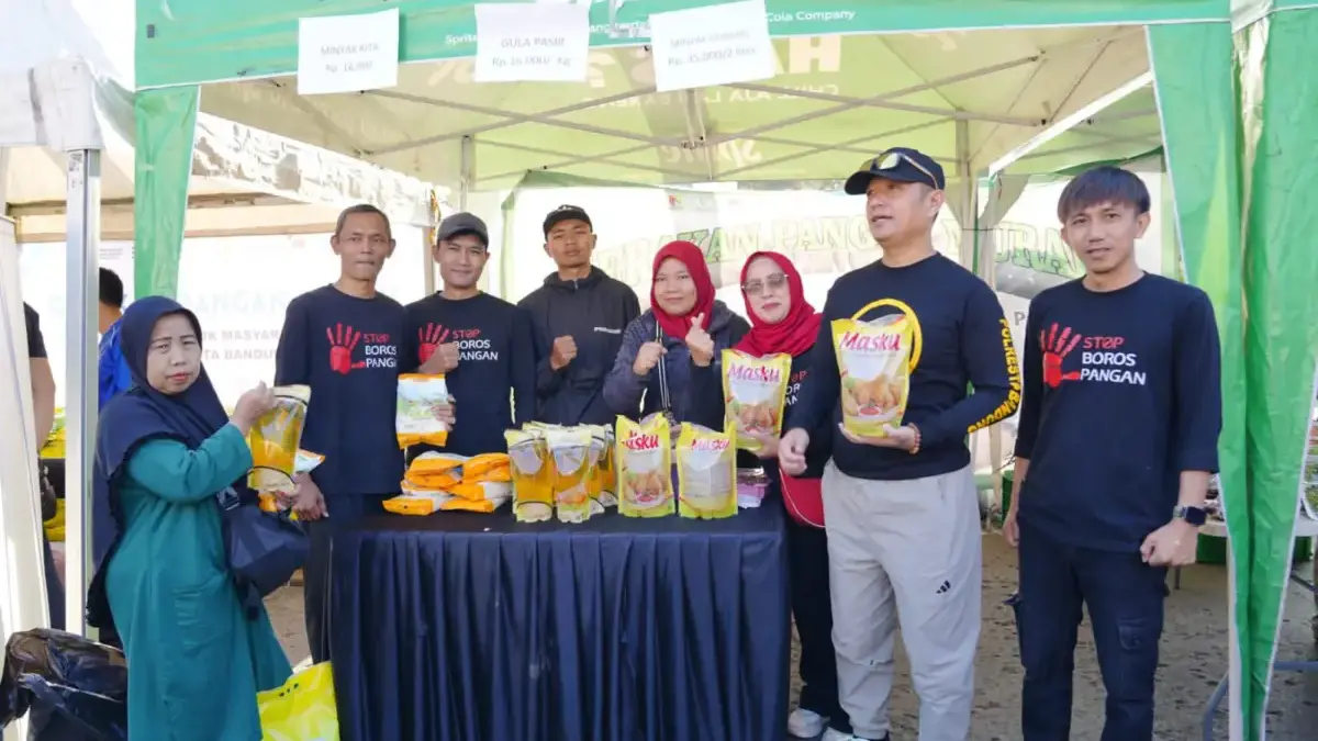 Polresta Bandung Jual 6,8 Ton Beras Murah, Warga Serbu Lapangan Upakarti