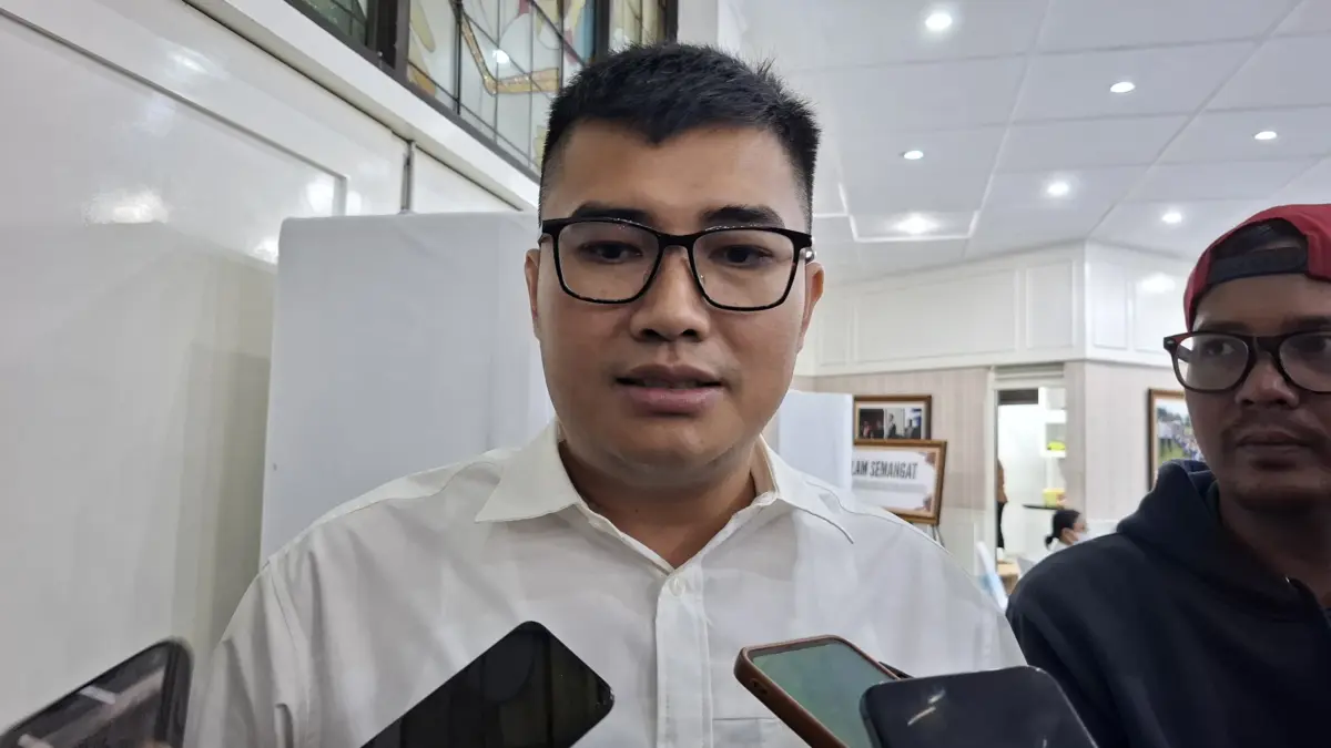 Ketua DPRD Kabupaten Bogor Soroti Defisit Rp500 Miliar, Dorong Pemda Fokus Skala Prioritas Ketua DPRD Kabupaten Bogor Soroti Defisit Rp500 Miliar, Dorong Pemda Fokus Skala Prioritas