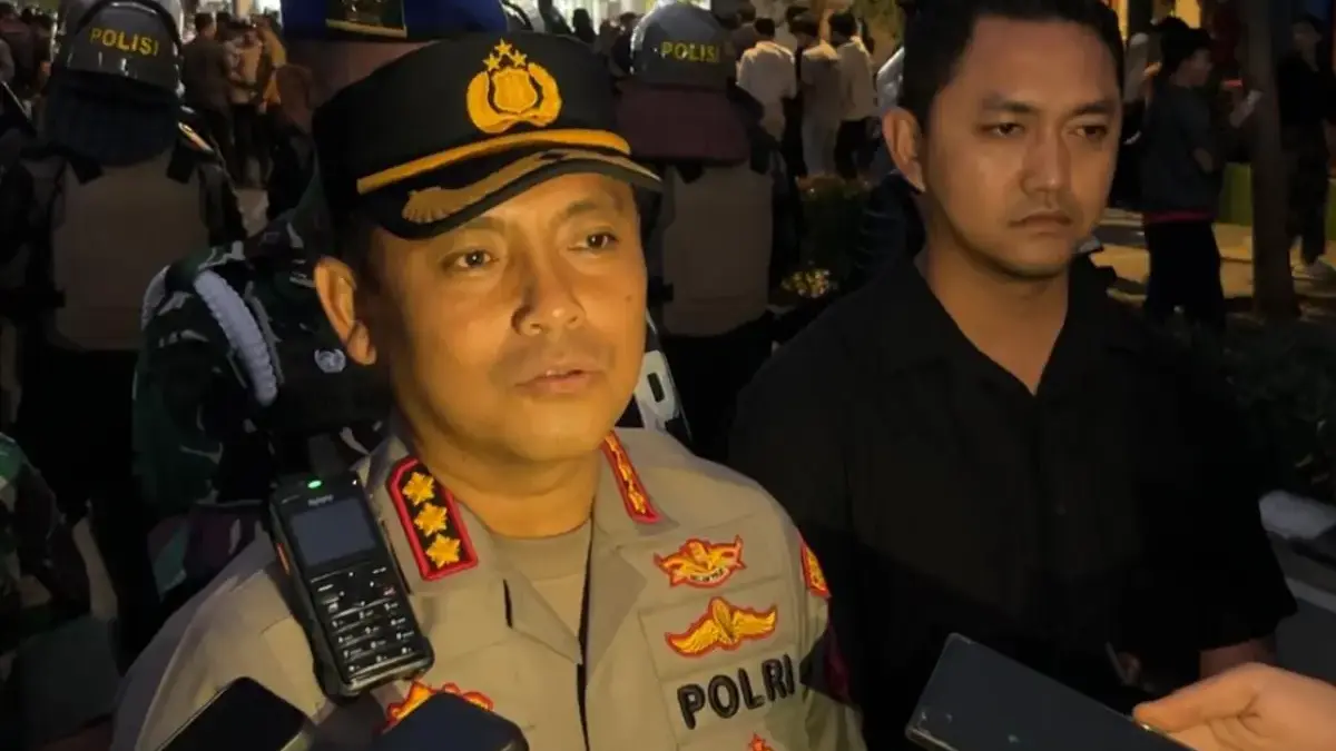 638 Personel Gabungan Diterjunkan, Polresta Bogor Pastikan Aksi Mahasiswa di Jalan Jenderal Sudirman Kondusif 638 Personel Gabungan Diterjunkan, Polresta Bogor Pastikan Aksi Mahasiswa di Jalan Jenderal Sudirman