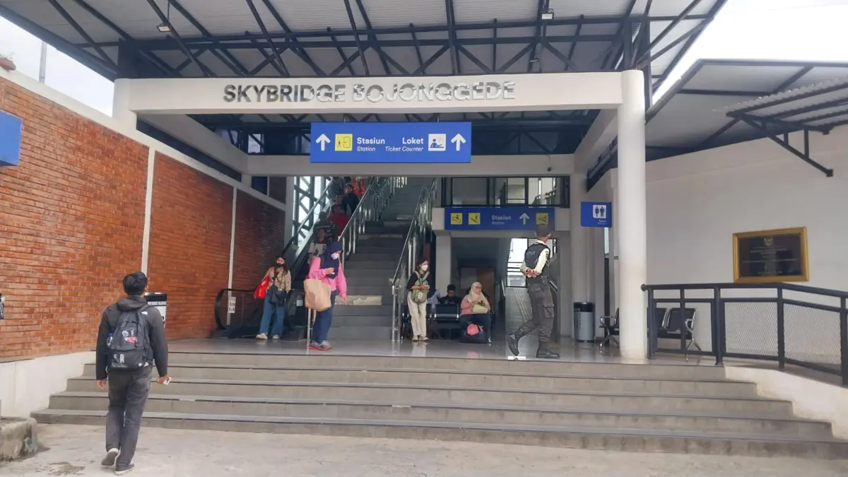 Dampak Demonstrasi di Jakarta, Para Pekerja Asal Bogor Dipulangkan Lebih Cepat Dampak Demonstrasi di Jakarta, Para Pekerja Asal Bogor Dipulangkan Lebih Cepat