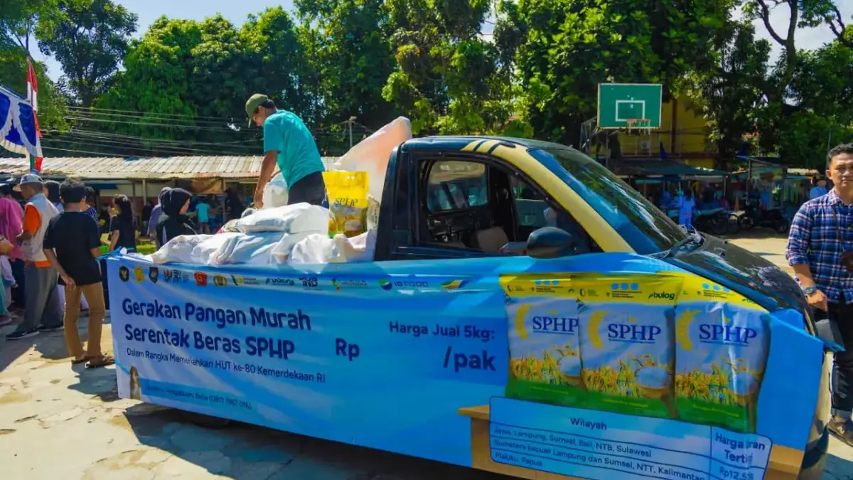 Dedie Rachim Pastikan Stok Pangan Aman, Gerakan Pangan Murah Hadir di Kota Bogor Dedie Rachim Pastikan Stok Pangan Aman, Gerakan Pangan Murah Hadir di Kota Bogor