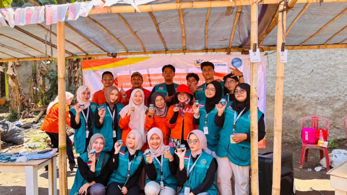 UBK Sulap Minyak Jelantah Jadi Lilin Aromaterapi, Warga Mekarrahayu Antusias