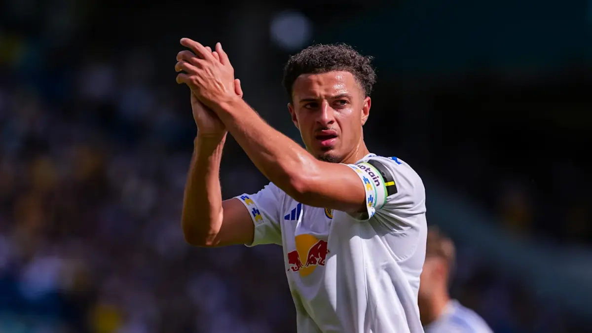 Ini Link Live Streaming Leeds vs Everton Liga Inggris 2025, Sedang Tayang! Ethan Ampadu kapten Leeds United.