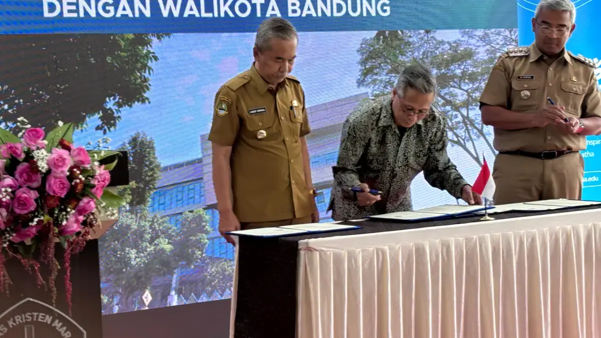 Keberadaan Gedung kampus baru milik Yayasan Perguruan Tinggi Kristen (YPTK) menberikan hak pengelolaannya kepa