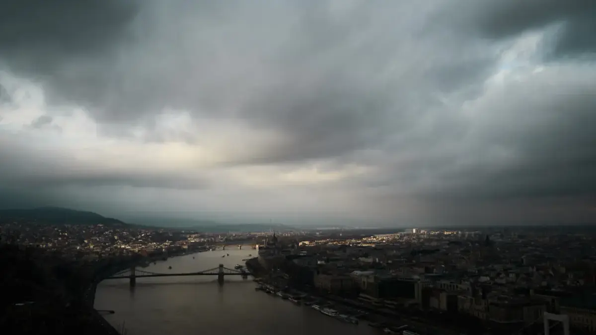 Korban Tewas Banjir Bandang Pakistan Tembus 351 Jiwa, Operasi Penyelamatan Terus Dilakukan Korban Tewas Banjir Bandang Pakistan Tembus 351 Jiwa, Operasi Penyelamatan Terus Dilakukan