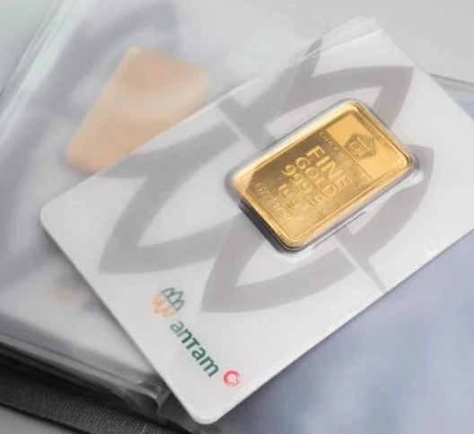 Update Harga Emas Antam 11 Agustus: Turun ke Rp1,945 Juta per Gram