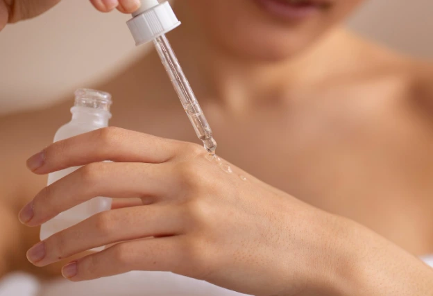 5 Serum Ampuh Usir Jerawat, Kulit Jadi Lebih Bersih dan Glowing