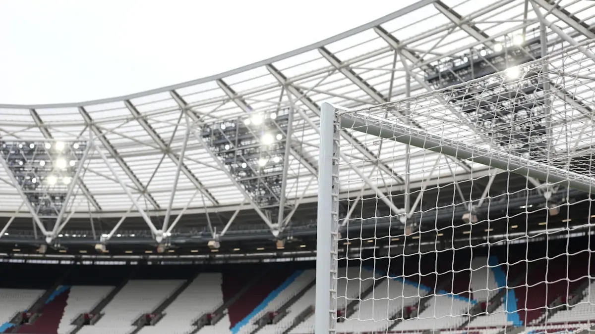 London Stadium stadion tempat pertandingan West Ham vs Chelsea.
