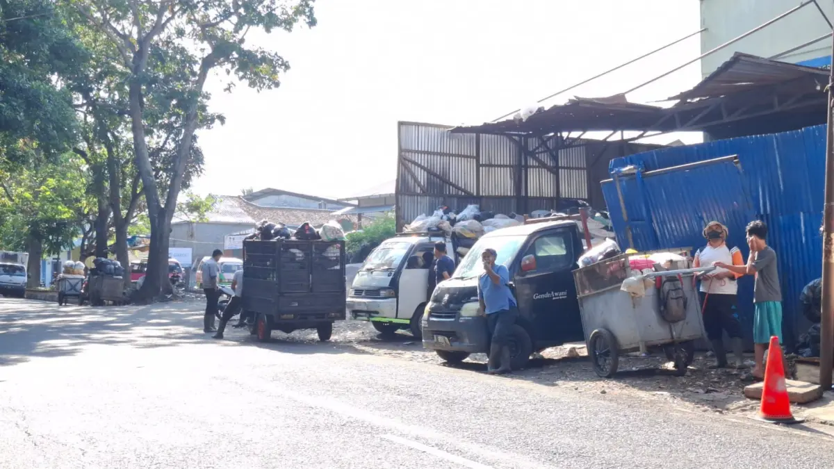Sampah Basah Cimahi Siap Meledak, Penimbangan di Sarimukti Bikin Panik DLH Sampah Basah Cimahi Siap Meledak, Penimbangan di Sarimukti Bikin Panik DLH