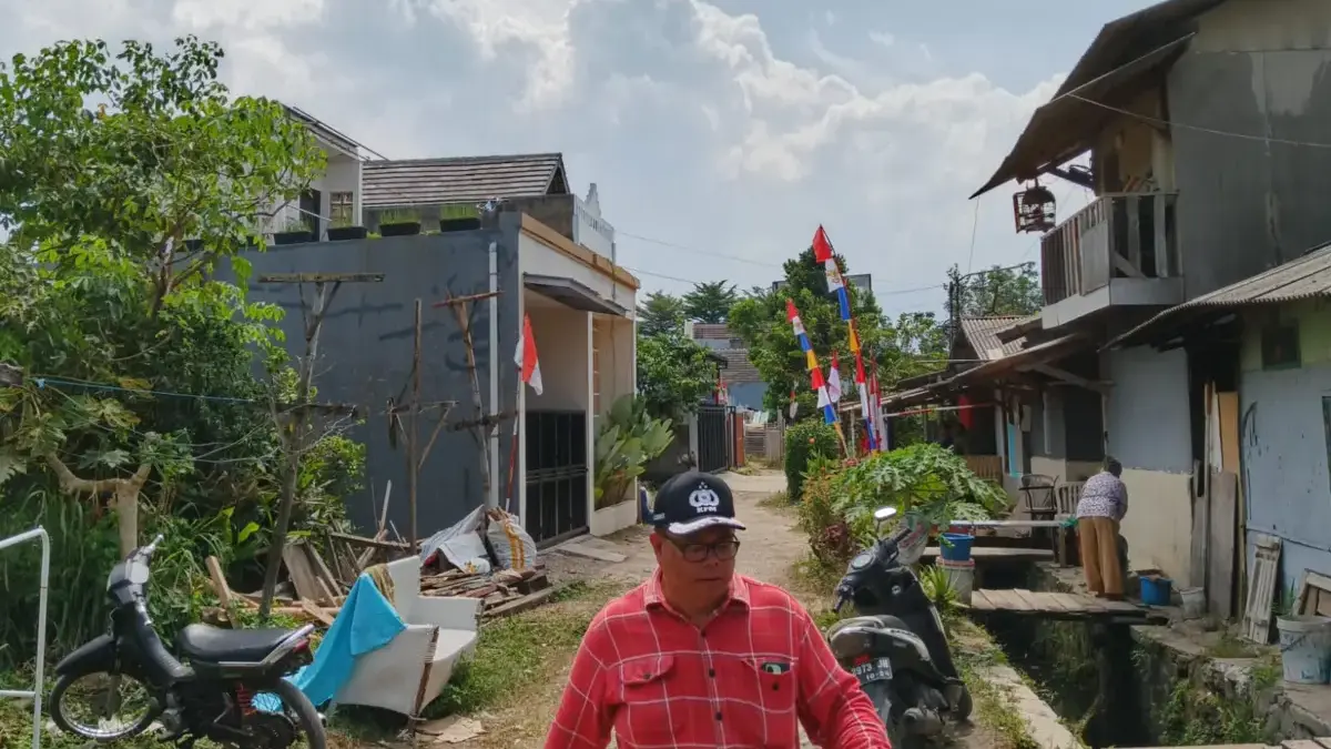 Pemkot Bandung Siapkan Skema Penertiban di Arcamanik, 23 Bangunan Liar akan Dibongkar Guna Normalisasi Sungai Pemkot Bandung Siapkan Skema Penertiban di Arcamanik, 23 Bangunan Liar akan Dibongkar Guna Normalisasi Sunga