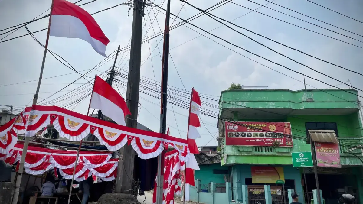 Tak Layani Pemesan Bendera One Piece Meski Jadi Primadona Jelang HUT RI, Pedagang: Takut Melanggar Hukum Tak Layani Pemesan Bendera One Piece Meski Jadi Primadona Jelang HUT RI, Pedagang: Takut Melanggar Hukum