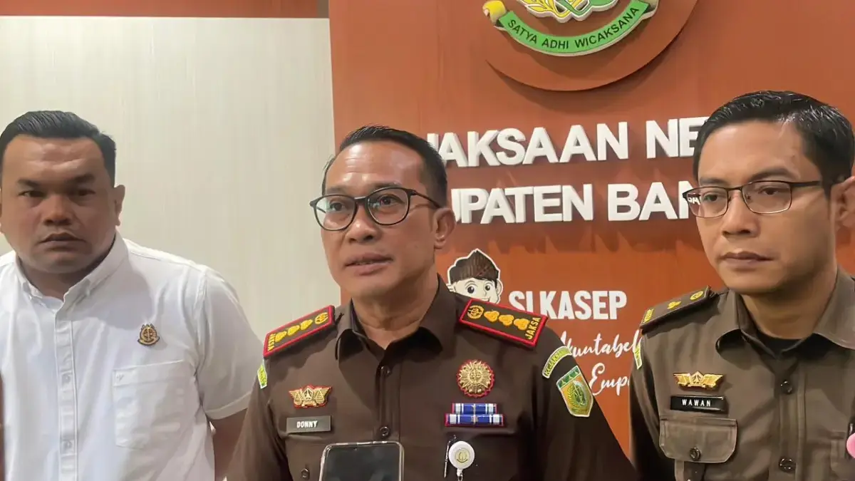 Kasus Dugaan Penipuan Suplai Ayam Boneless di PT BDS Naik ke Tahap Penyidikan Kejari Kabupaten Bandung Tingkatkan Kasus Dugaan Penipuan Suplai Ayam Boneless di PT BDS ke Tahap Penyidikan