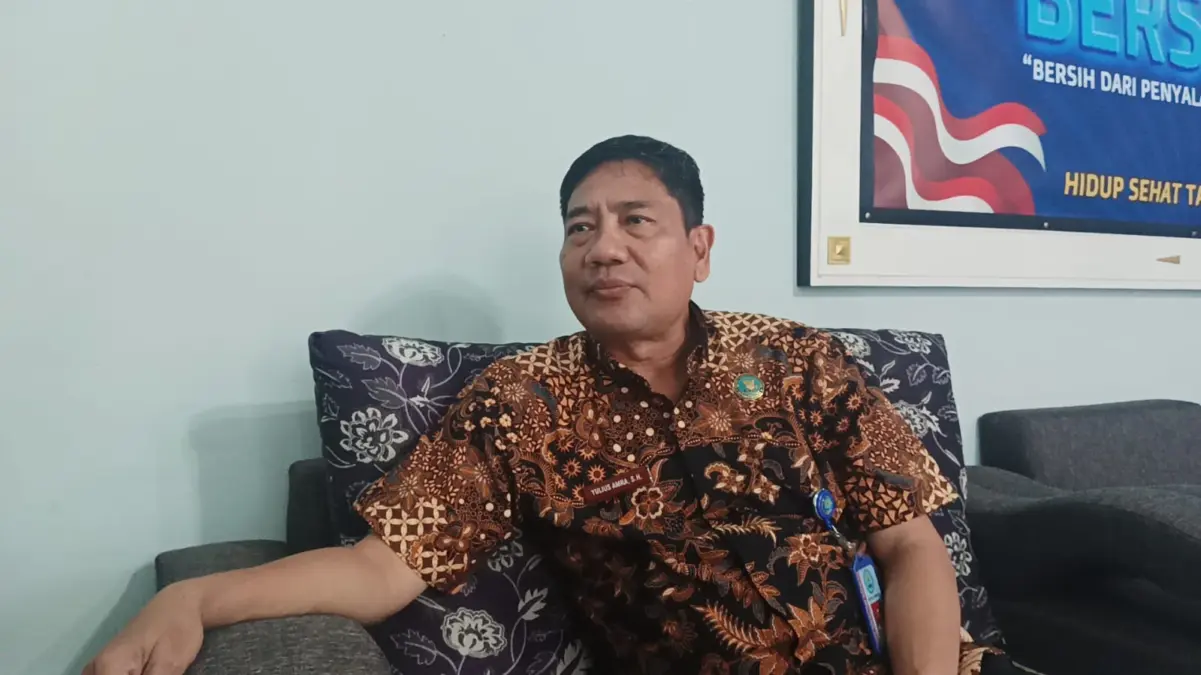 Fenomena Perempuan Pengguna Narkoba, BNN Cimahi Sebut Mayoritas Terjerat Akibat Pergaulan Bebas Kepala BNN Kota Cimahi, Yulius Amran saat ditemui di Kantornya. (Mong/Jabar Ekspres)