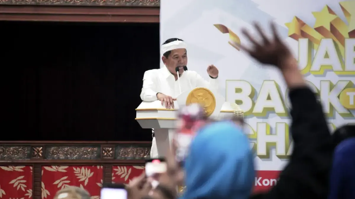 Dedi Mulyadi Lebih Suka Kucurkan Hibah Ke Saku Atlet Langsung Ketimbang Organisasi Dedi Mulyadi Lebih Suka Kucurkan Hibah Ke Saku Atlet Langsung Ketimbang Organisasi