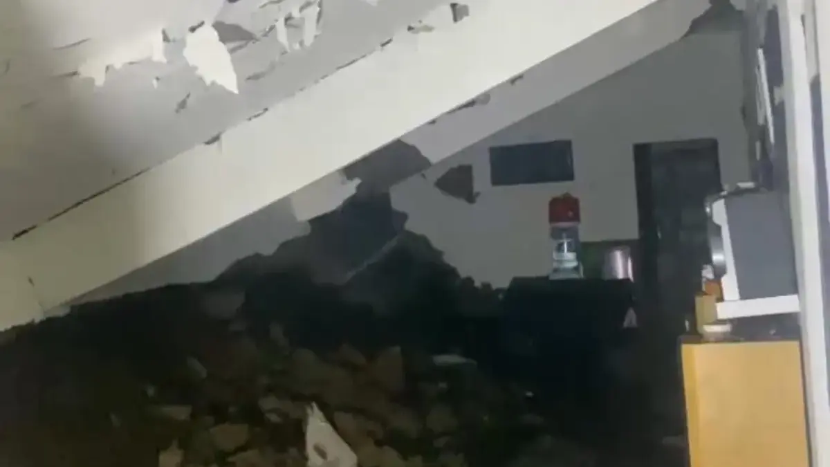 Hujan Deras Sebabkan Longsor di Cilebut Bogor, Ruang Tengah Rusak Berat