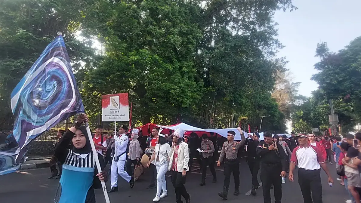Jelang HUT Kemerdekaan, Kota Bogor Gelar Kirab Merah Putih Sepanjang 500 Meter