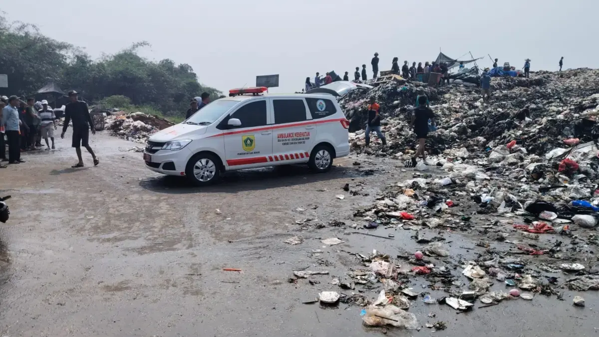 Longsor Sampah Tewaskan Operator di TPAS Galuga, DLH Kota Bogor Turun Tangan Operator Alat Berat Tewas, DLH Kota Bogor Benarkan Longsor di TPAS Galuga