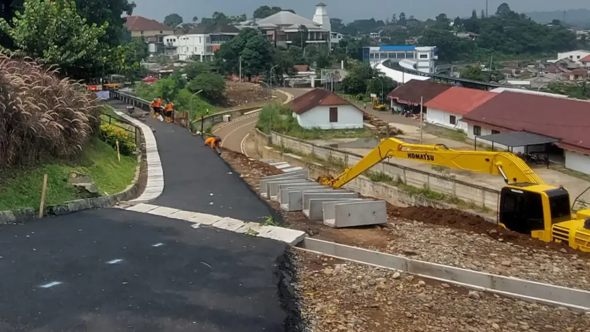 Akses Roda Dua di Batutulis Bogor Segera Dibuka, Warga Antusias Tunggu Jalur Normal Kembali Jalan Batutulis, Bogor Selatan, Kota Bogor, memasuki tahap akhir perbaikan dan segera dibuka untuk kendaraan r