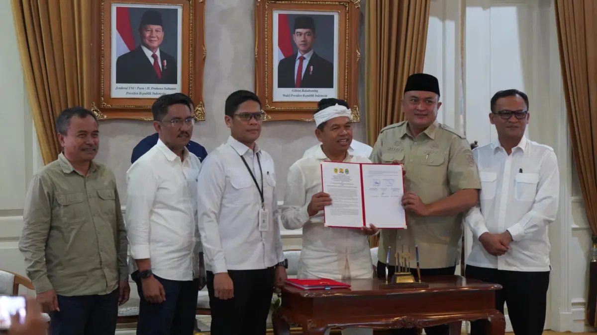 Bupati Bogor Teken MoU Penanganan Banjir, Pemkab Kini Bisa Normalisasi Sungai dengan APBD Bupati Bogor Teken MoU Penanganan Banjir, Pemkab Kini Bisa Normalisasi Sungai dengan APBD