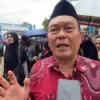 Kepala Sekolah SD IT Roudlotul Jannah Edi Sutisna saat memberikan keterangan, pada Selasa (19/8/2025). Foto: R
