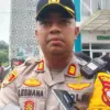 Aksi Damai, Polisi Bubarkan Orang Tua yang Geruduk SD di Ciawi dengan Lantunan Selawat 