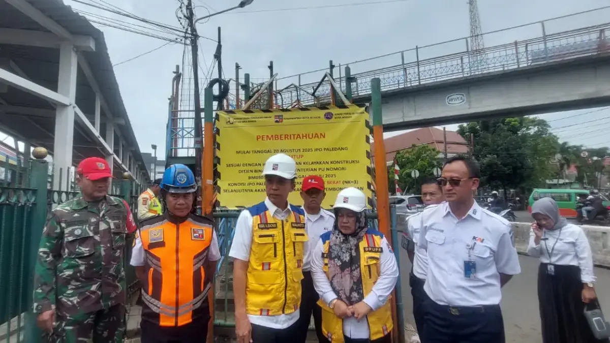 Sudah Tak Layak Digunakan, JPO Paledang Bogor Resmi Ditutup Sudah Tidak Layak Digunakan, JPO Paledang Bogor Resmi Ditutup