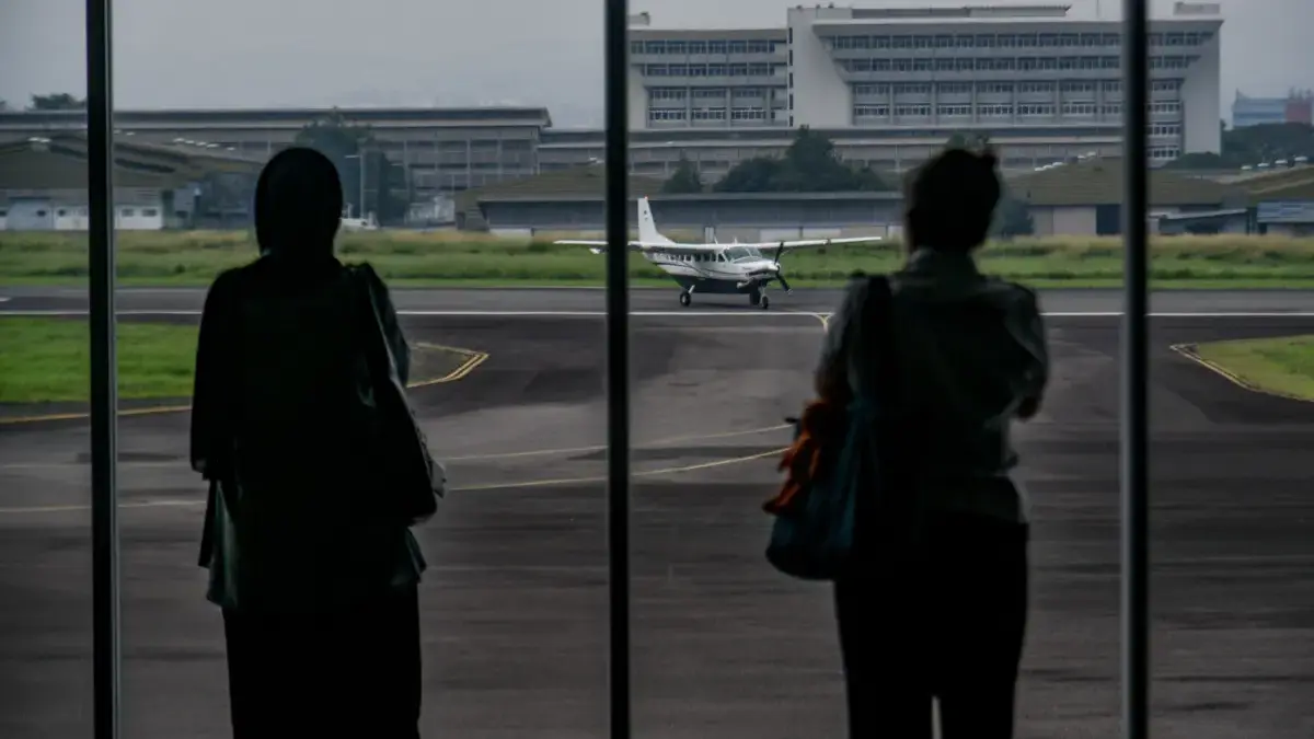 Denyut Ekonomi Bandung Menunggu Suara Mesin Pesawat di Bandara Husein Denyut Ekonomi Bandung Menunggu Suara Mesin Pesawat di Bandara Husein