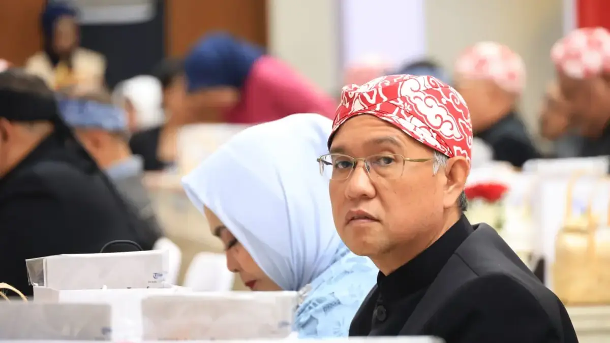 Legislator Tekankan Profesionalisme dalam Pengisian Direksi BUMD dan Superholding : Bukan Diisi Timses Legislator Tekankan Profesionalisme dalam Pengisian Direksi BUMD dan Superholding : Bukan Diisi Timses