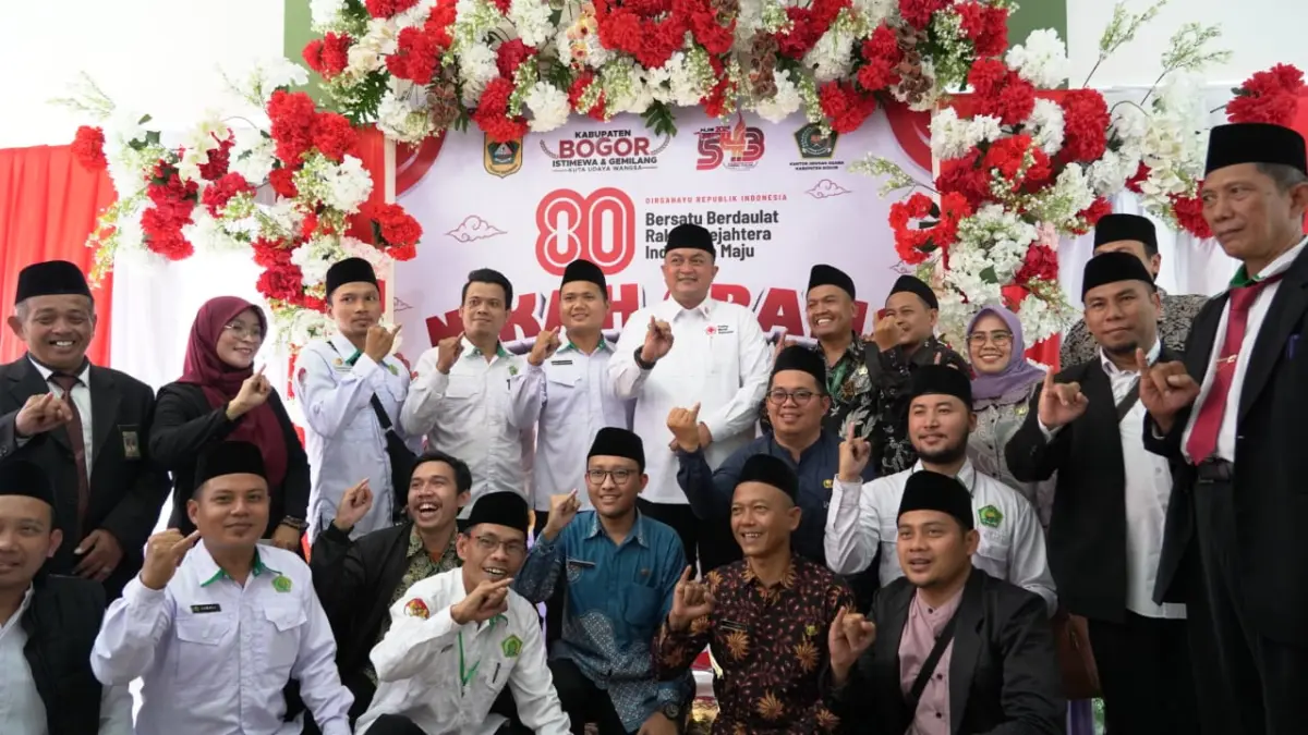 Pemkab Bogor Gelar Nikah Massal untuk 53 Pasangan, Wujud Nyata Program Peduli Warga Program Peduli Warga, Pemkab Bogor Biayai Nikah Massal untuk 53 Pasangan