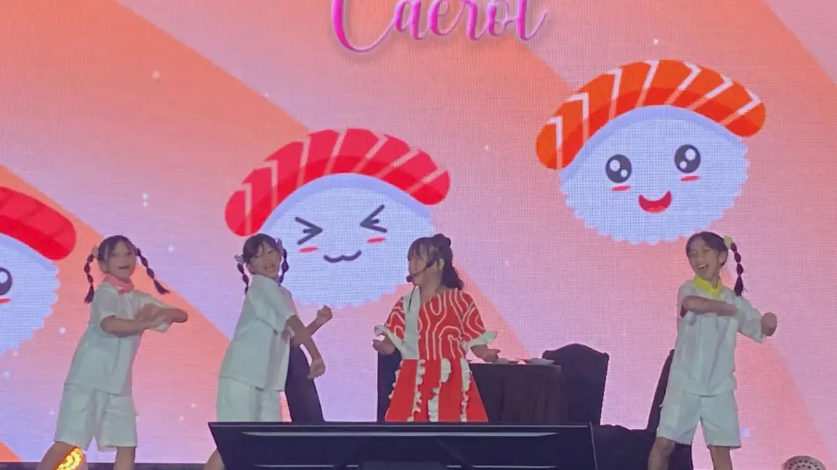 Miel Caerol, Penyanyi Cilik Bandung Cetak Rekor MURI di Usia 8 Tahun Miel Caerol, Penyanyi Cilik Bandung Cetak Rekor MURI di Usia 8 Tahun