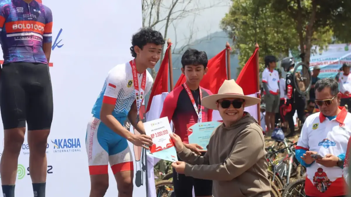 Dorong Pertumbuhan Ekonomi di Wilayah Pelosok, Ketua DPRD Sastra Winara Apresiasi Tour Malasari 2025 