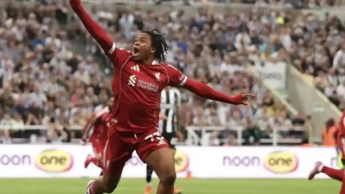 Debut Gemilang Rio Ngumoha di Liverpool Tuai Pujian Van Dijk