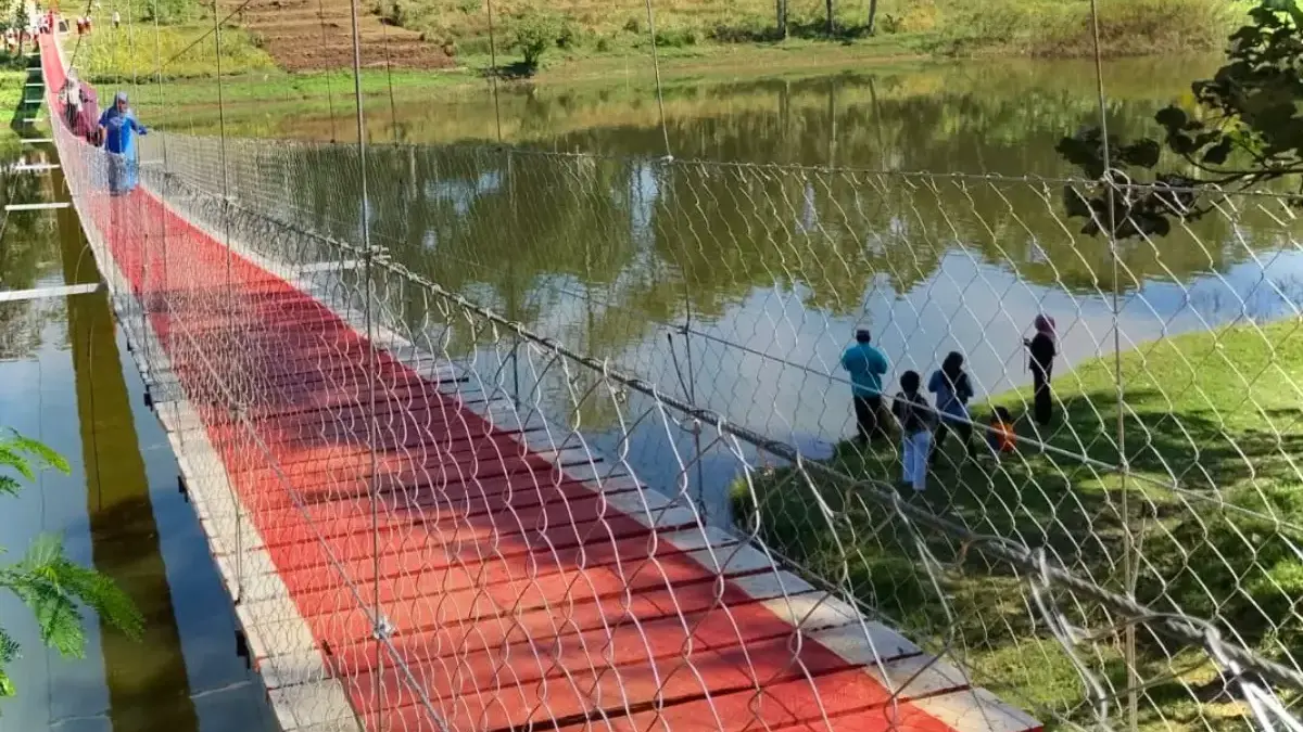 Menjahit Empat Dusun yang Terpisah, Jembatan Gantung Karanganyar Diresmikan