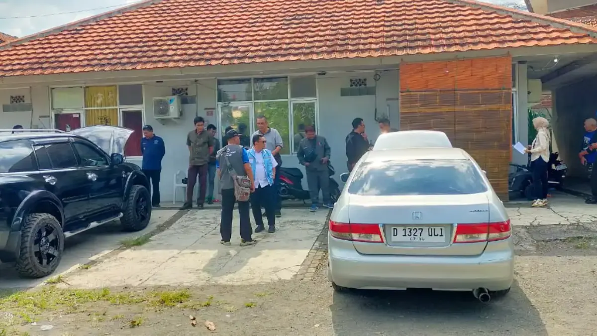 Razia Gabungan BNN Cimahi Bongkar Penyalahgunaan Narkoba di Rumah Kos, 1 Penghuni Kabur dan 1 Mobil Diamankan