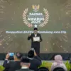IZI Raih Penghargaan Ke-4 di BAZNAS Awards 2025, Kukuhkan Peran dalam Pengentasan Kemiskinan IZI Raih Penghargaan Ke-4 di BAZNAS Awards 2025, Kukuhkan Peran dalam Pengentasan Kemiskinan