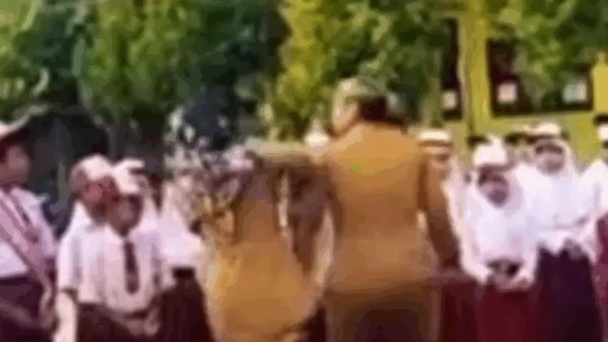 Viral Guru SD Hendak Cekik Murid Saat Upacara, Ternyata ini Alasannya